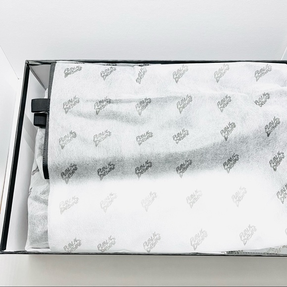 PUBLIC DESIRE β GENIUS BLACK KNEE HIGH CHUNKY SOLE BOOTS, WIDE FIT, SIZE US 6 - Picture 13 of 14